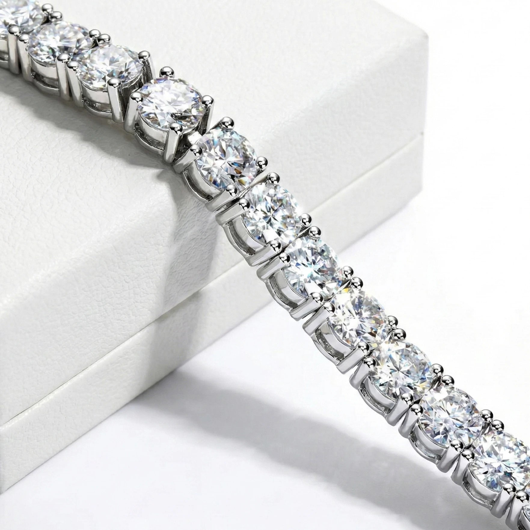 Tennis Bracelet 6.5MM - Bespoke Handcrafted - Moissanite Aura Diamonds