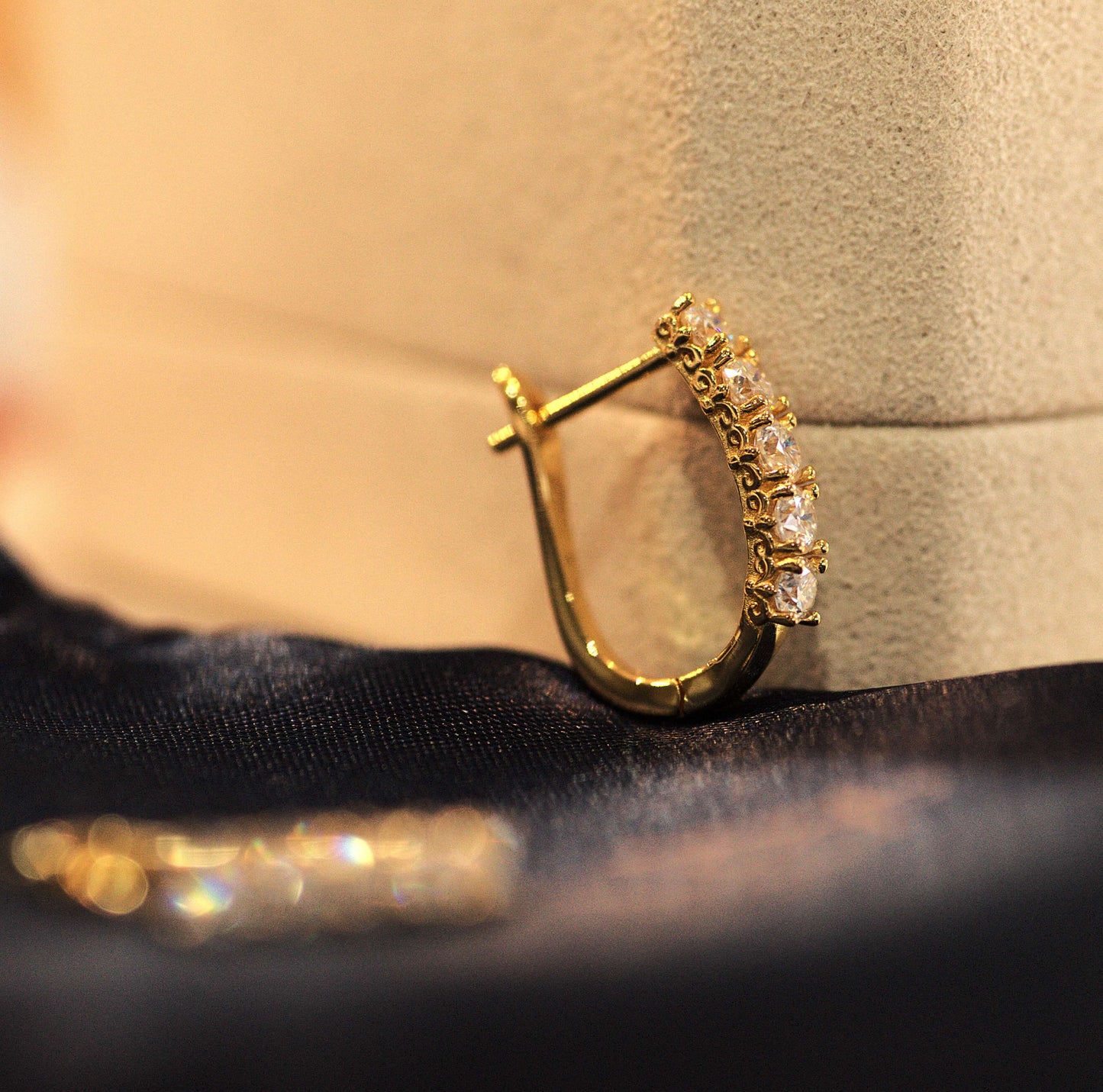 Luxury Tara Hoop Earrings - Gold Vermeil/Silver -Moissanite (Platinum Plated)