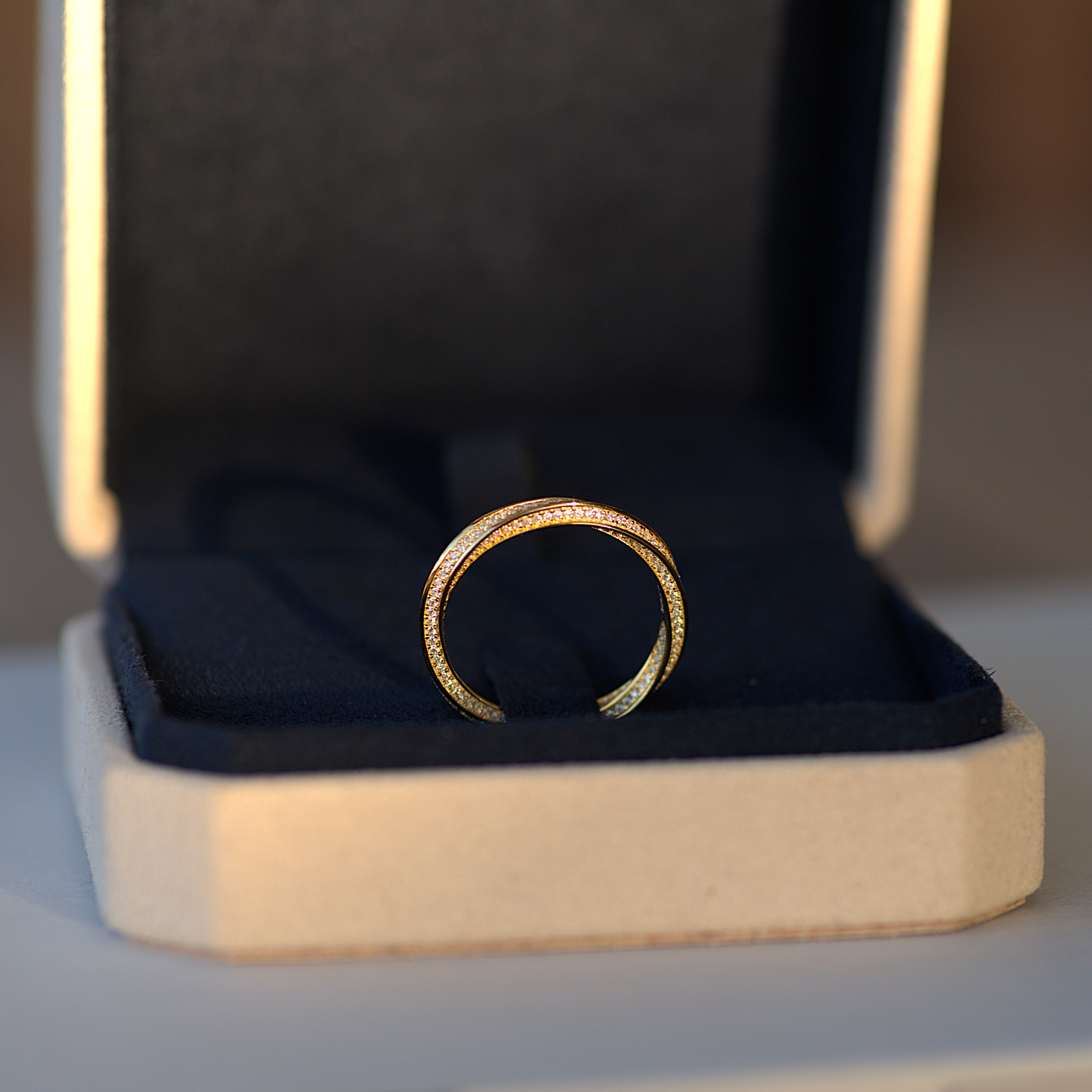Luxury Alana Ring - Gold Vermeil Ring with Moissanite Accents - Unisex Aura Diamonds