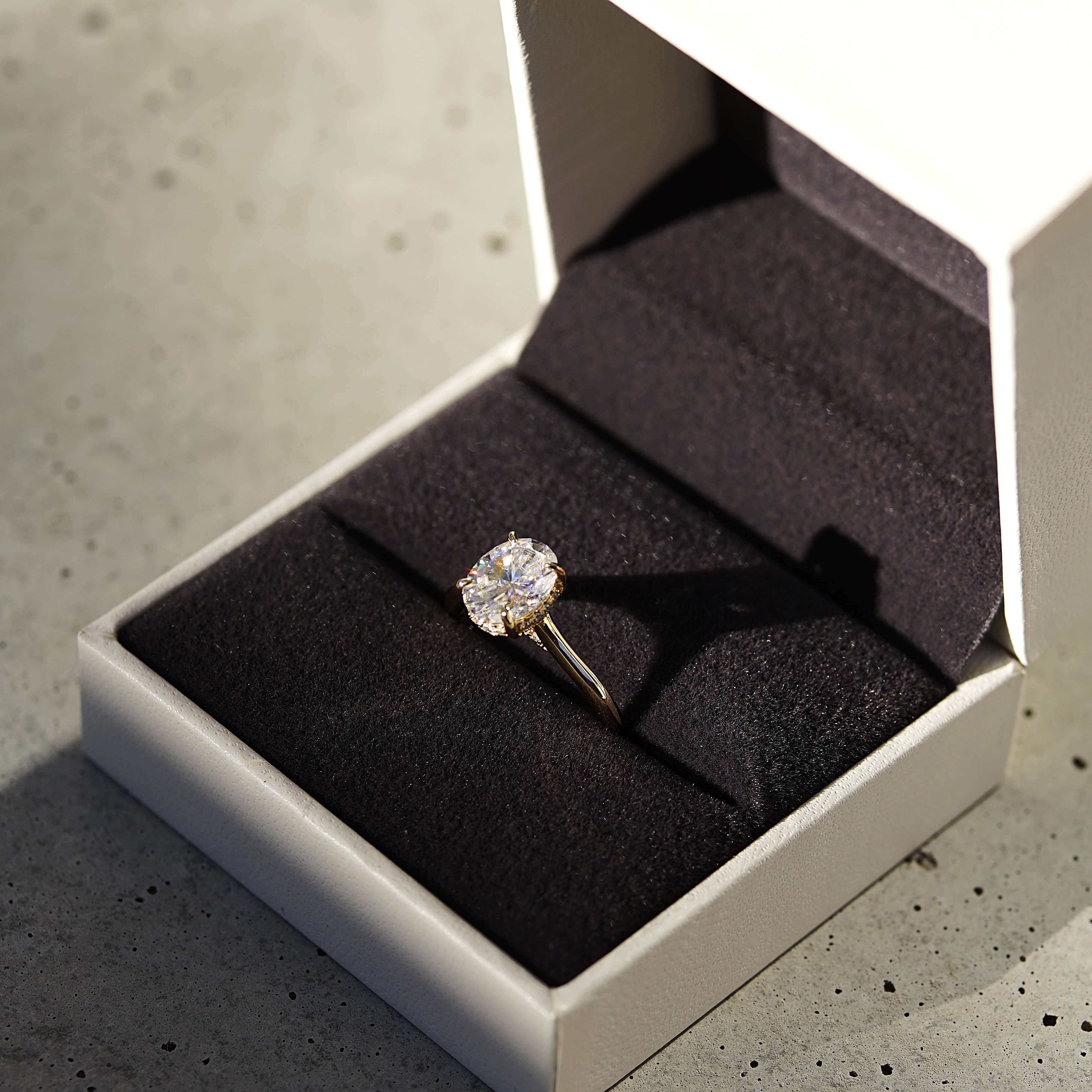 Oval Cut 2 Carat - Solitaire Ring - Hidden Halo - Moissanite | Luxury Collection Aura Diamonds