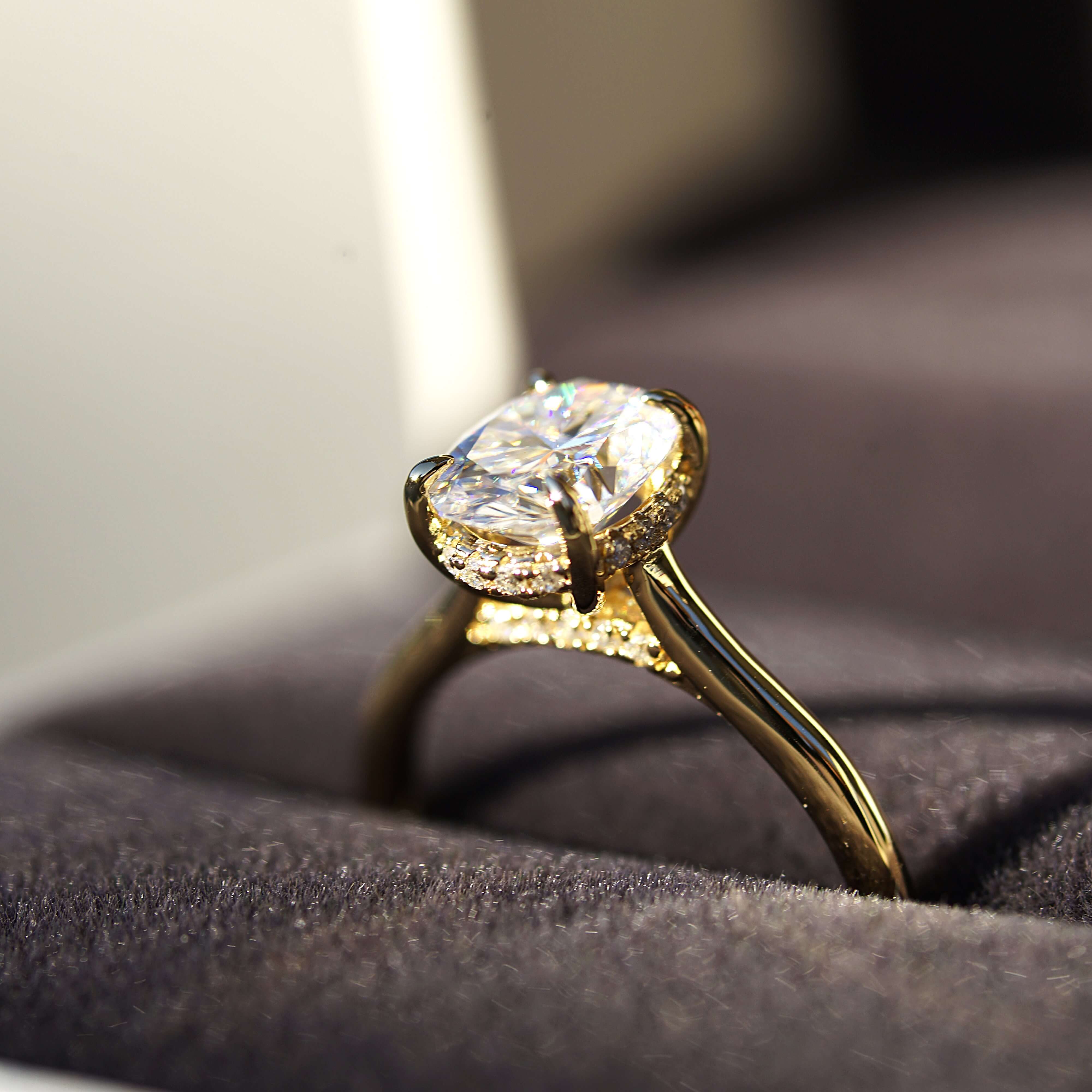 Oval Cut 2 Carat - Solitaire Ring - Hidden Halo - Moissanite | Luxury Collection Aura Diamonds