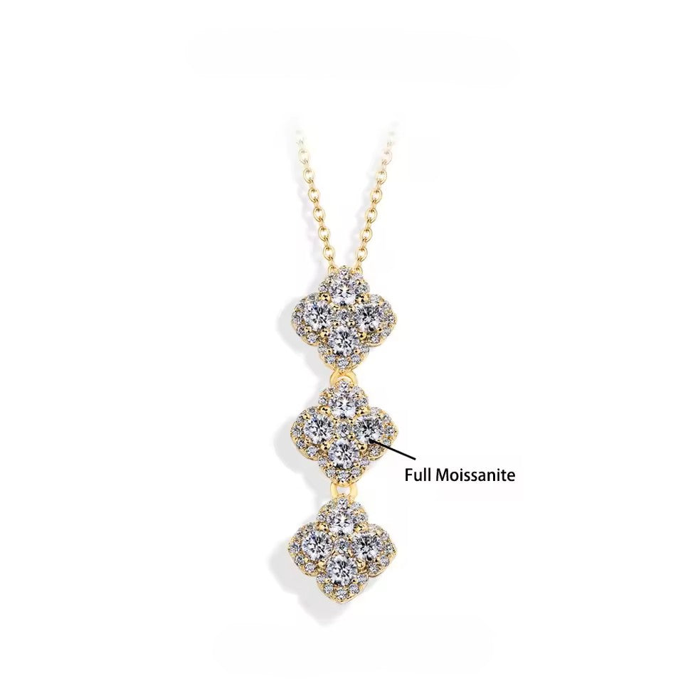 Elegant Clover Pendant with Chain - Moissanite