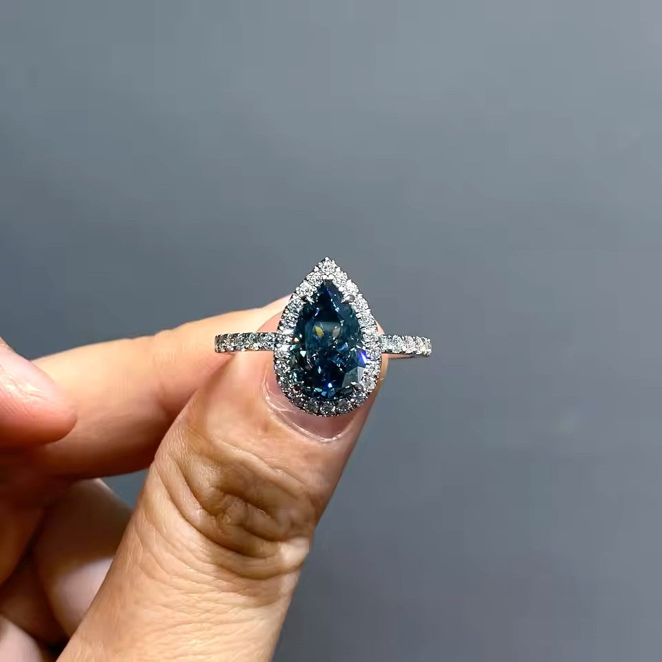 Pear Cut 3.5 Carat Blue-Green Halo Ring | 9K 14K 18K Solid Gold | Moissanite | Luxury Collection Aura Diamonds