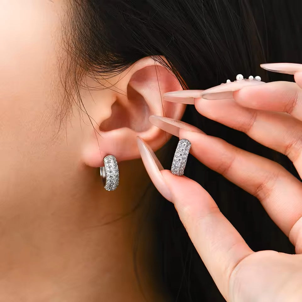 Chic Moissanite Pavé Hoop Earrings - White Gold/Yellow Gold Aura Diamonds