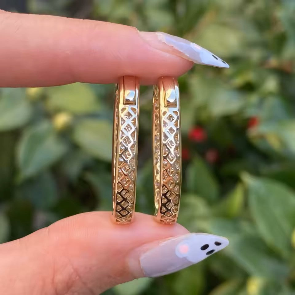 Luxury Hoop Earrings -14K 18K Solid Gold - Moissanite | Luxury Collection Aura Diamonds