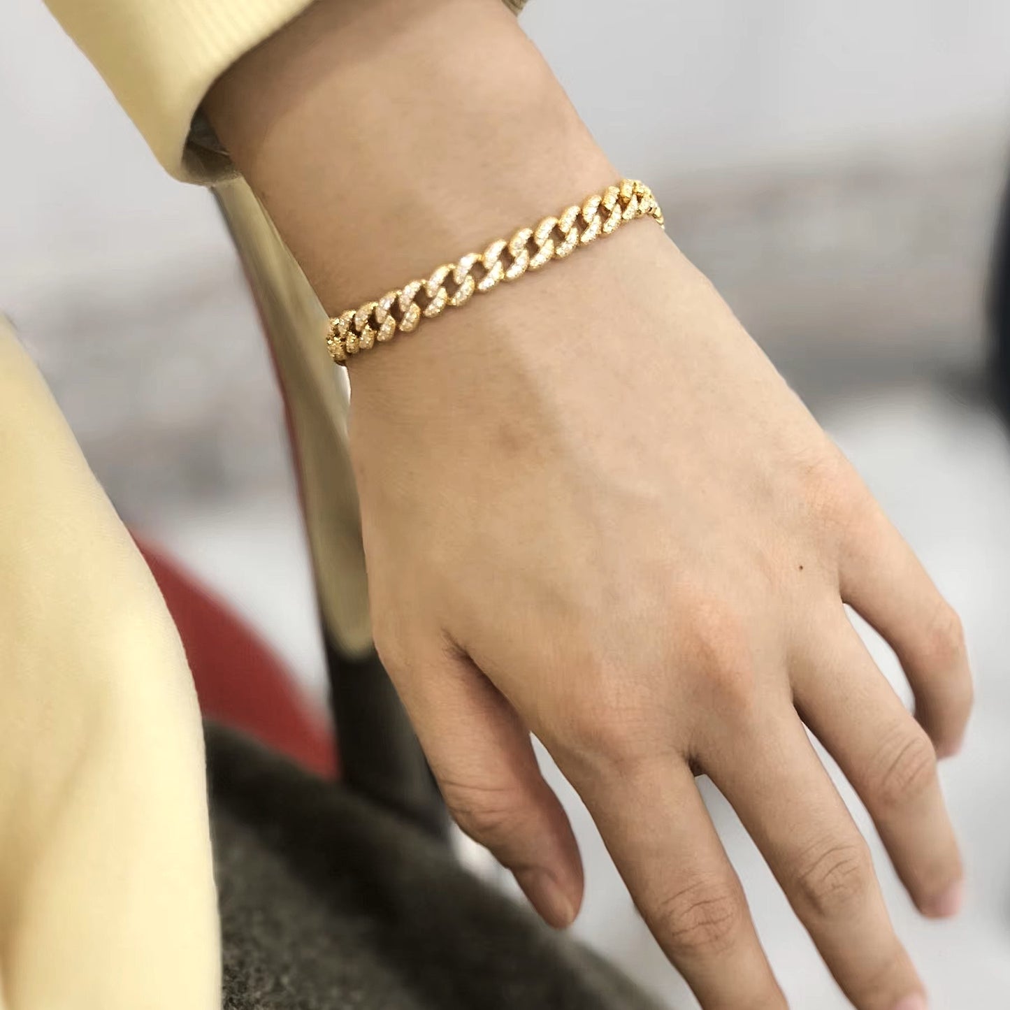 Luxury Cuban-Link Bracelet - Gold/White Gold - Moissanite