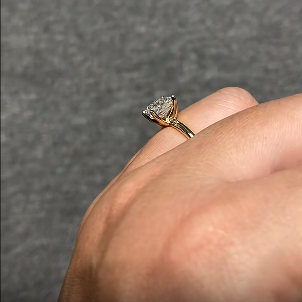 Princess Cut 2 Carat - Solitaire Ring - 4 Prongs | 9K 14K 18K Solid Gold | Moissanite | Luxury Collection