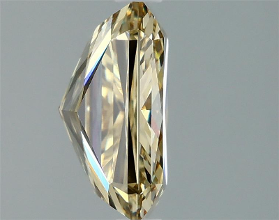 Yellow 2.99 Carat Radiant Cut - VS1 | Loose Lab Grown Diamond for Engagement Ring | IGI Certified Aura Diamonds
