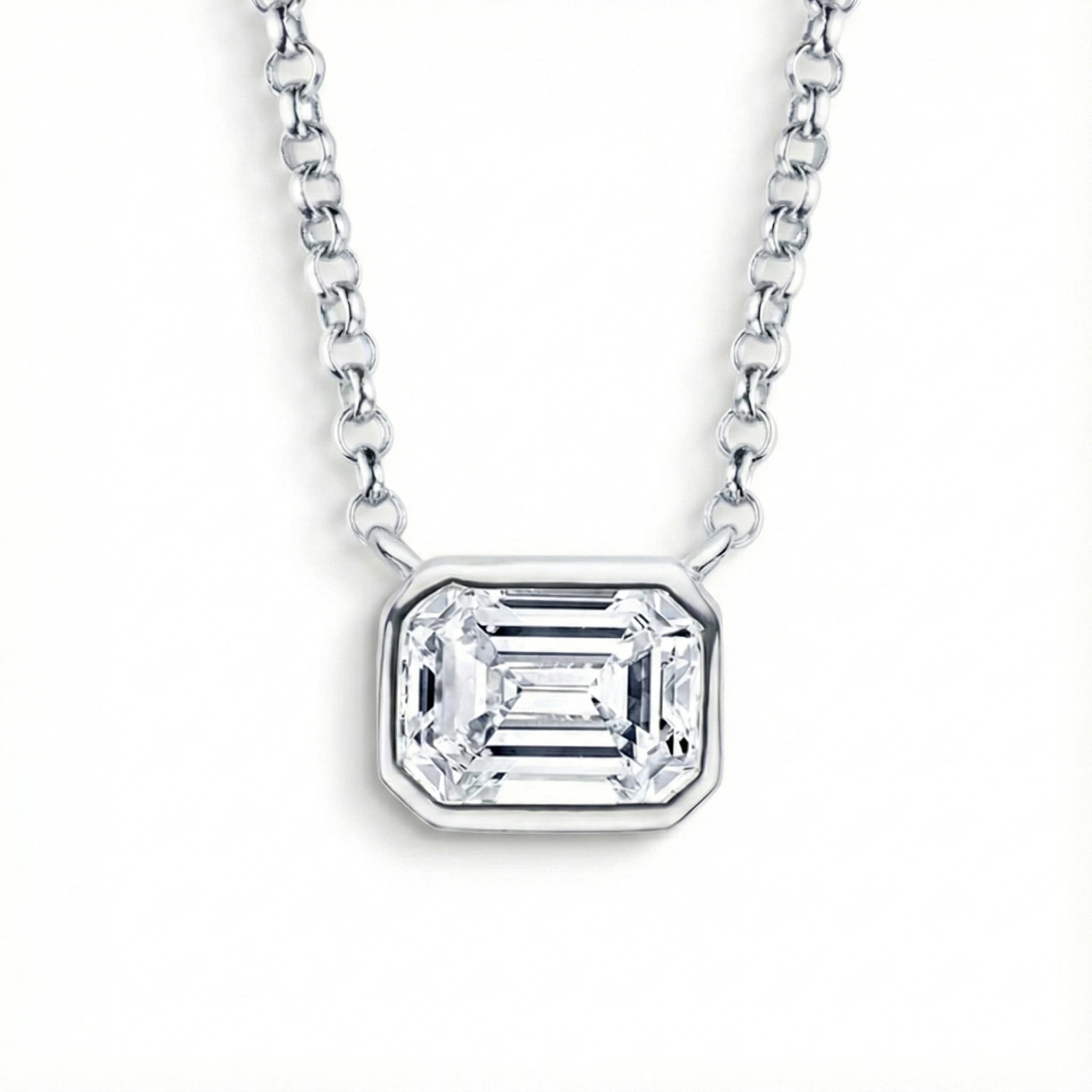 Emerald Chic Pendant with Chain - 1 Carat Moissanite Aura Diamonds