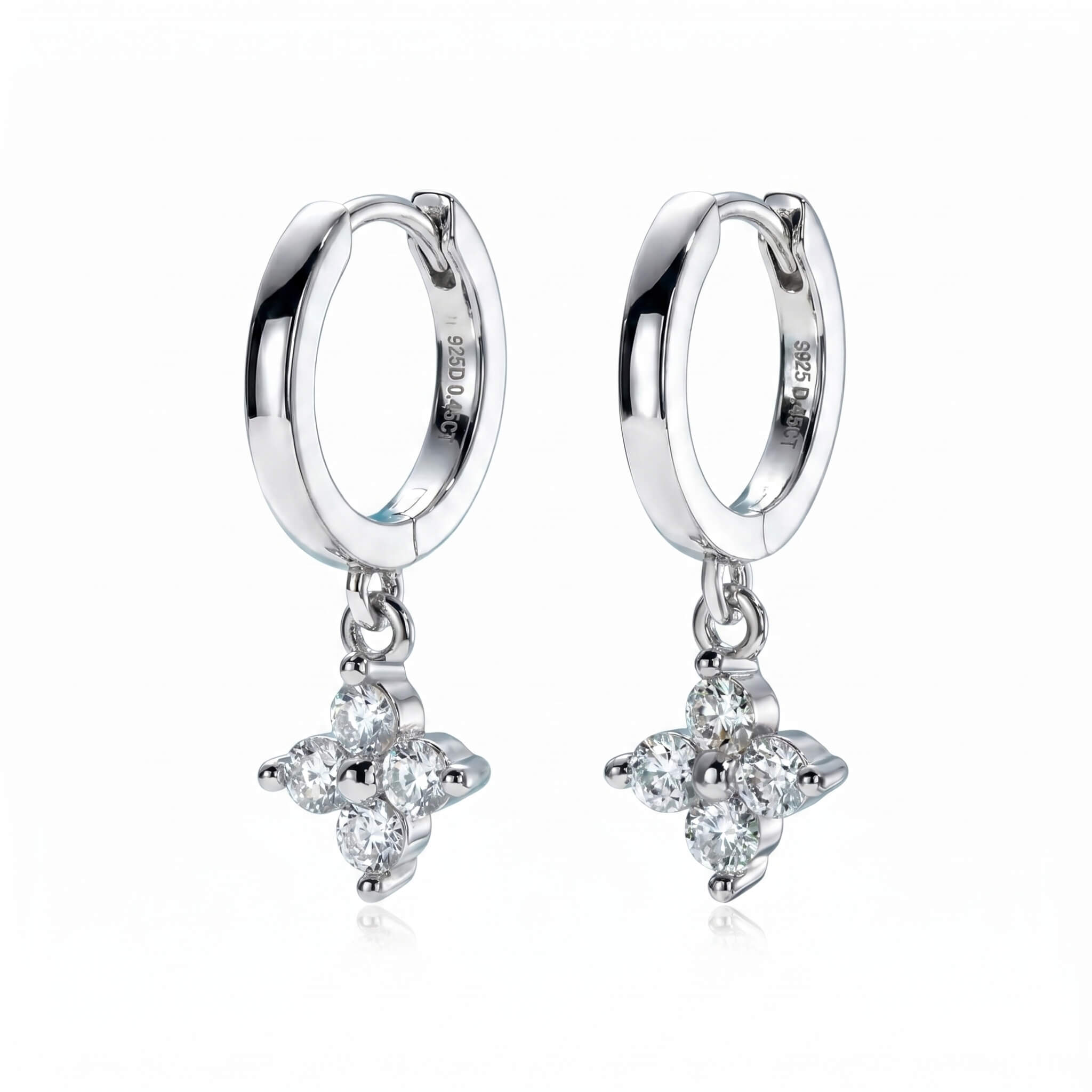 Clover Huggie Earrings | Premium Moissanite Aura Diamonds