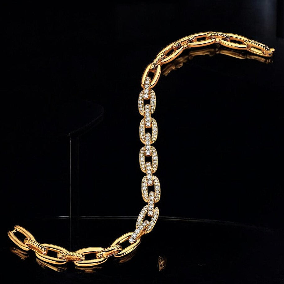 Elegant Kendall Bracelet with Sparkling Moissanite Gemstones - Gold Vermeil Aura Diamonds