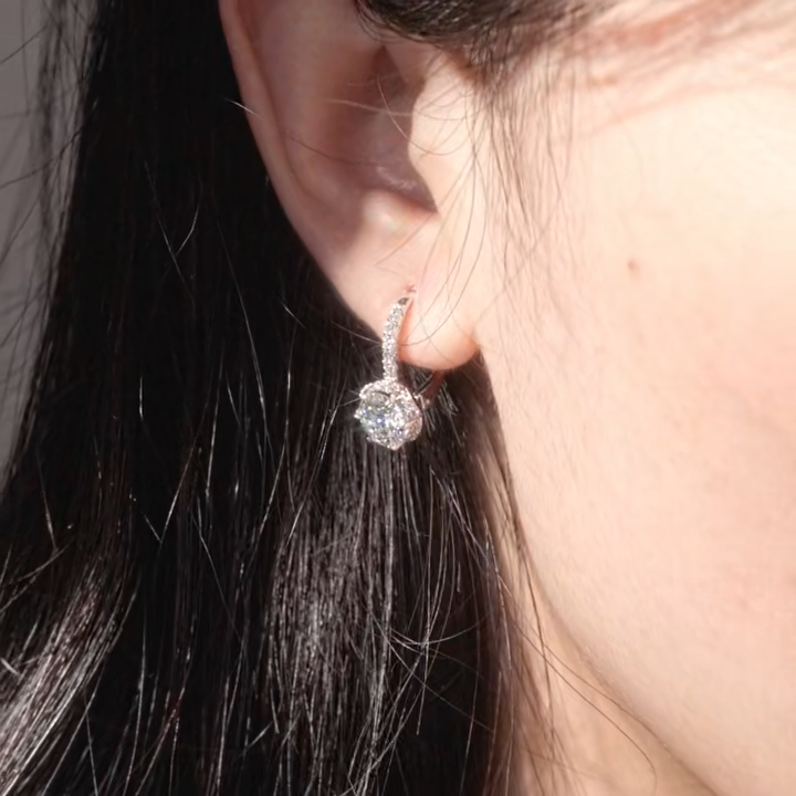 Elegant 2 Carat Floral Drop Earrings - Platinum Plated - 2 x 1CT Moissanite