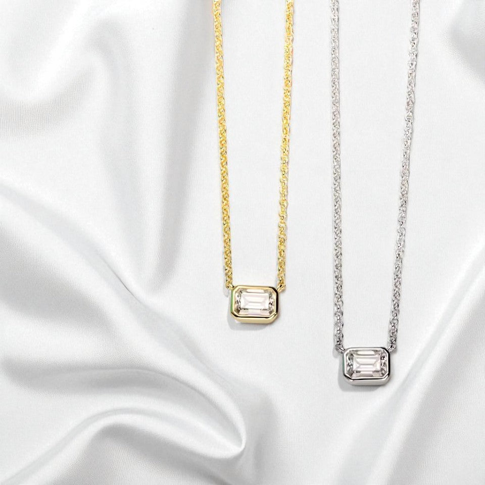 Emerald Chic Pendant with Chain - 1 Carat Moissanite (Rhodium Plated - Anti-Tarnish)