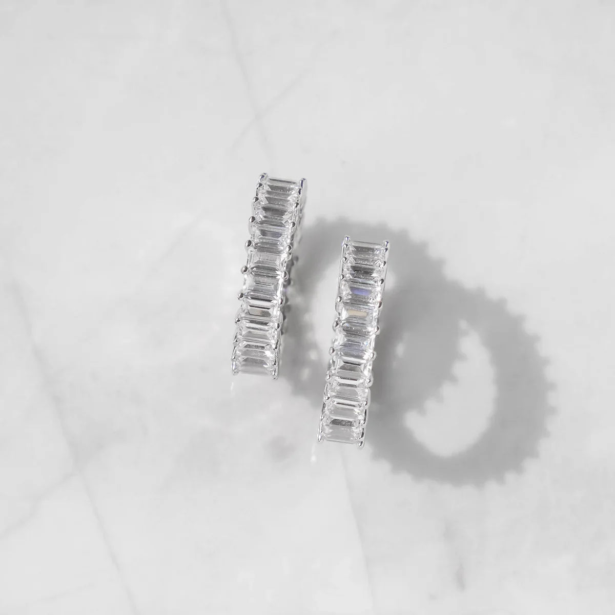 Statement Bands & Rings - Elevate Your Outfit