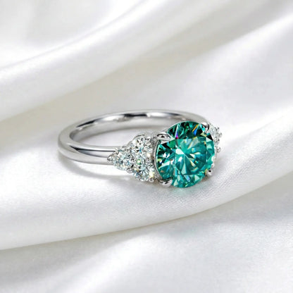 Round Cut 3 Carat Green Moissanite Ring