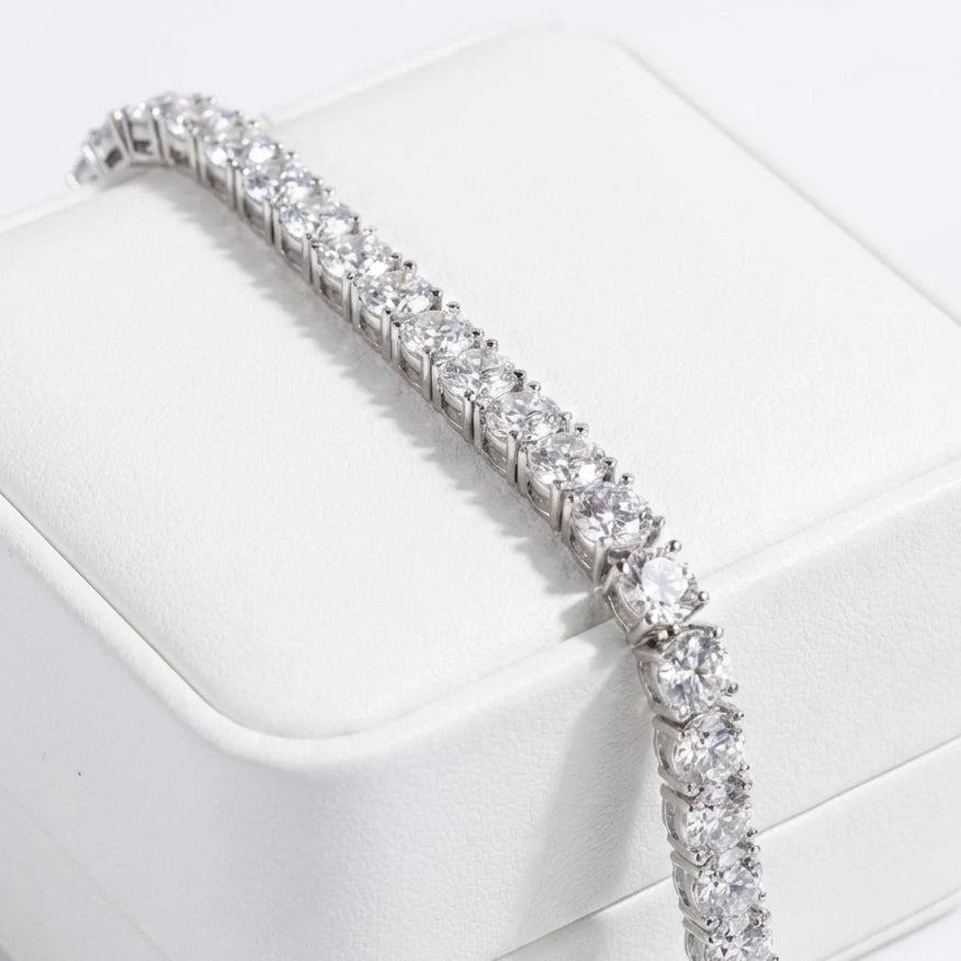 Tennis Bracelet 6.5MM - Bespoke Handcrafted - Moissanite Aura Diamonds