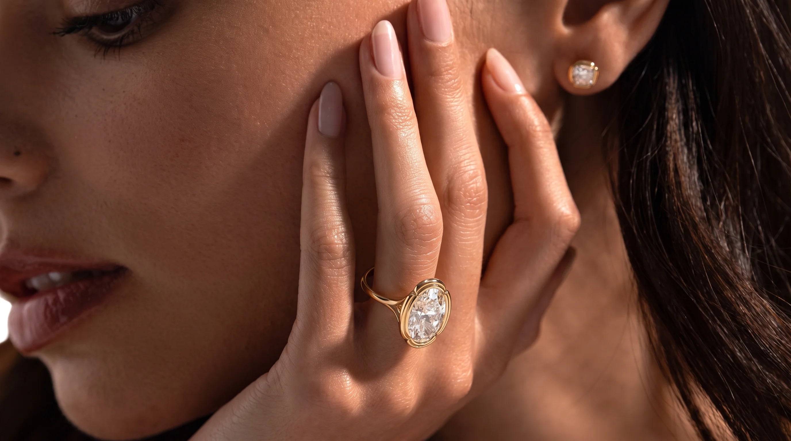 Aura Diamonds engagement rings — IGI-certified lab grown diamonds in solid gold