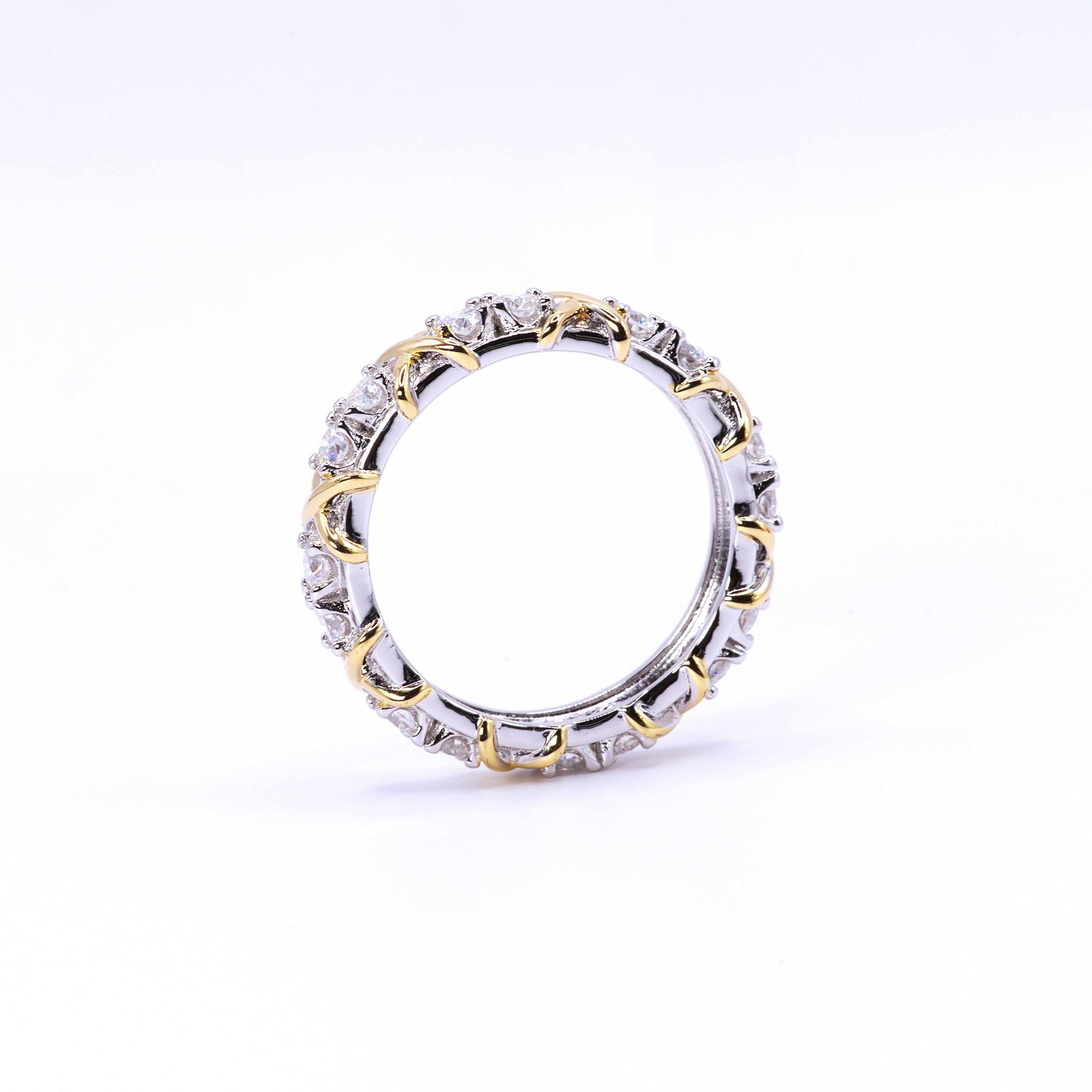Luxury Crossover Ring - White Gold 18K Plated - Moissanite (Rhodium Plated) Aura Diamonds