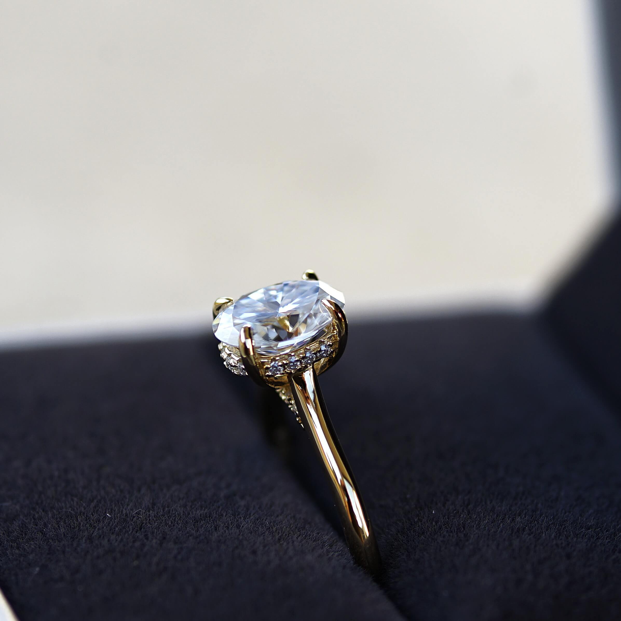 Oval Cut 2 Carat - Solitaire Ring - Hidden Halo - Moissanite | Luxury Collection Aura Diamonds