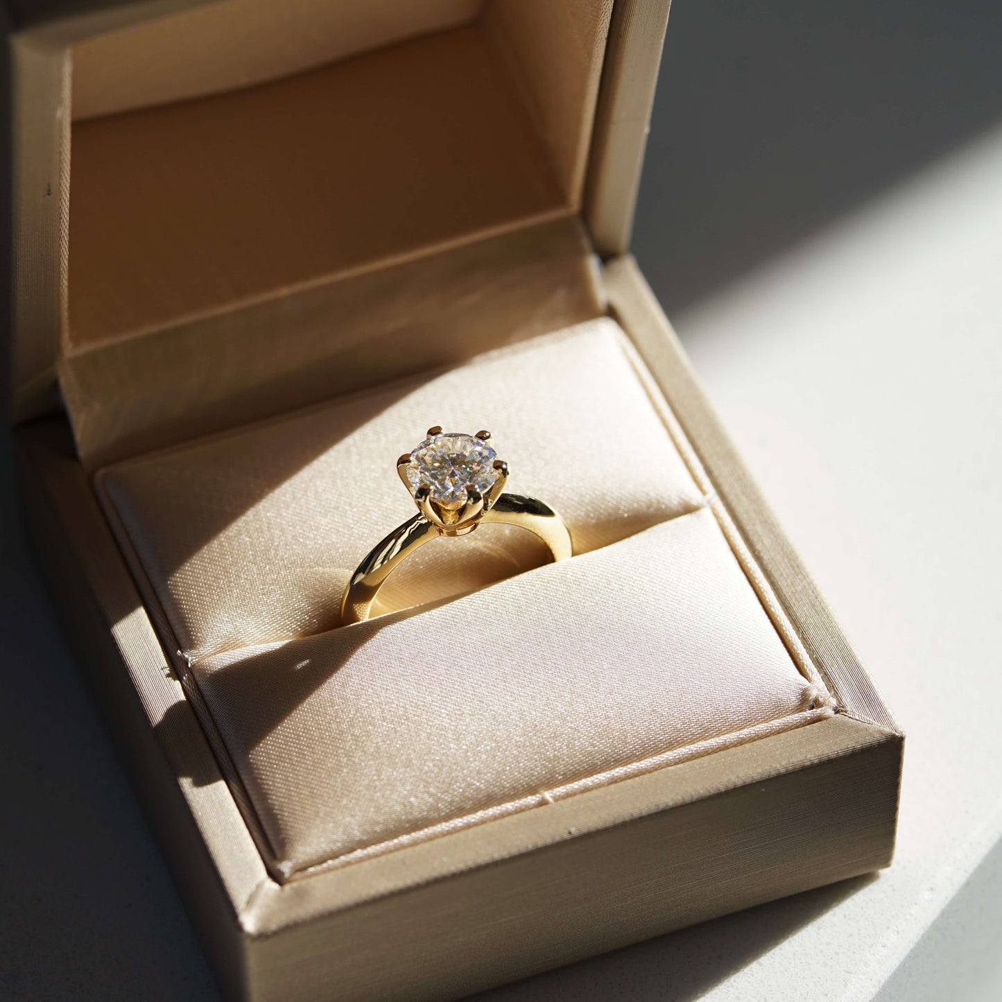 Aura Classic Solitaire Ring - 2 Carat or 3 Carat Round Brilliant Cut - Gold Vermeil - Anti-Tarnish