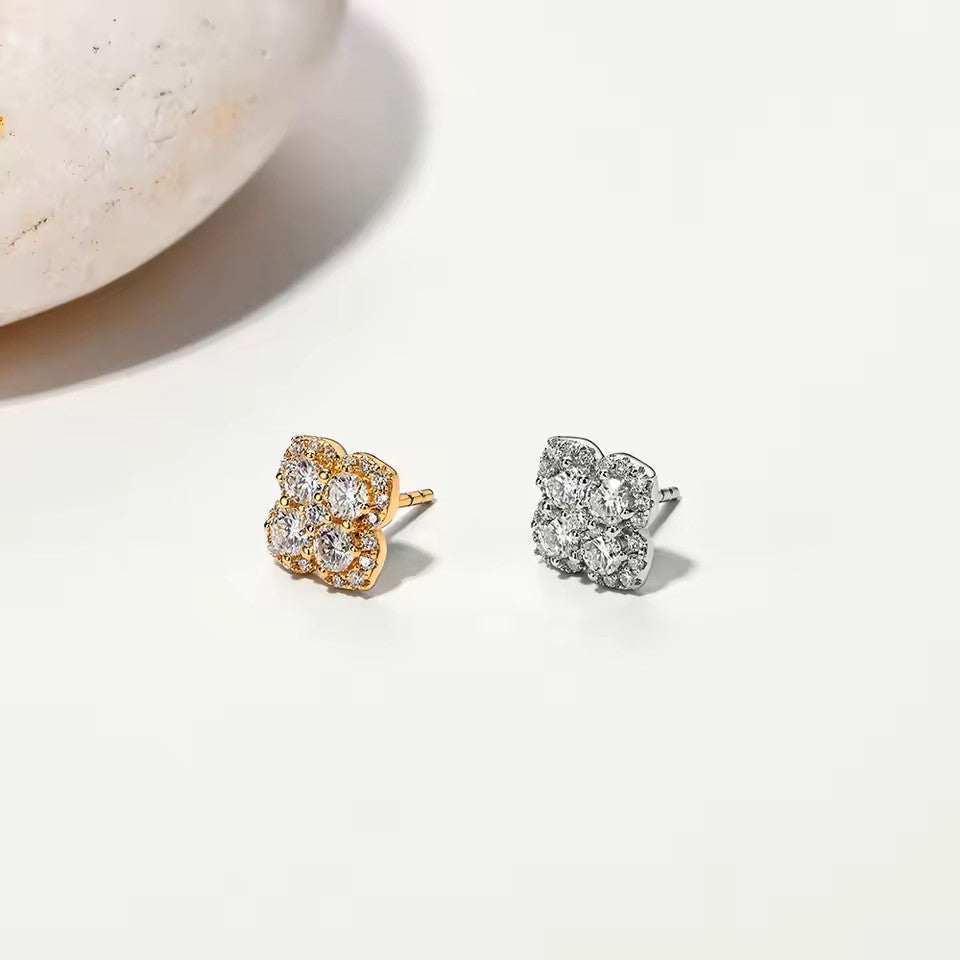 Chic Clover Leaf Stud Earrings - Moissanite [Rhodium Plated]