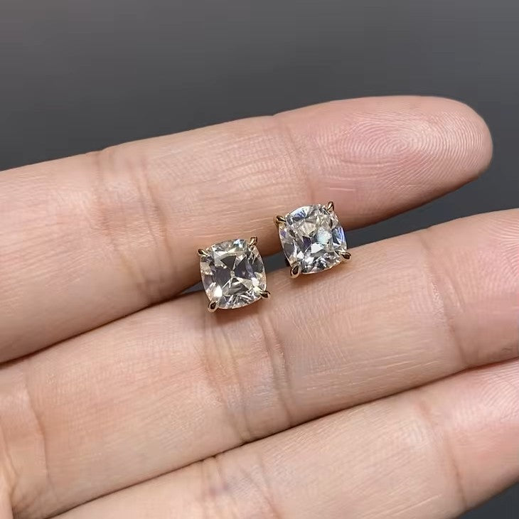 Elegant 4 Carat Weight Cushion-Cut Stud Earrings - 14K 18K Solid Gold - Moissanite | Luxury Collection Aura Diamonds