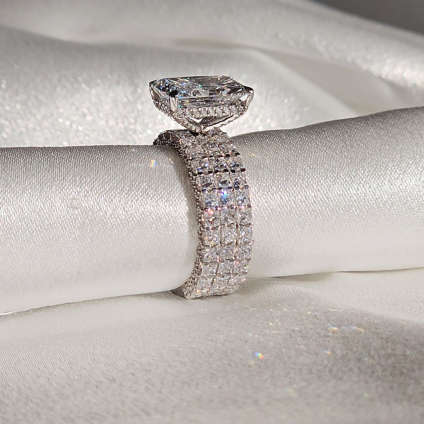 Luxury 5 Carat Radiant Ring With Wedding Bands - Lab Diamond Ring