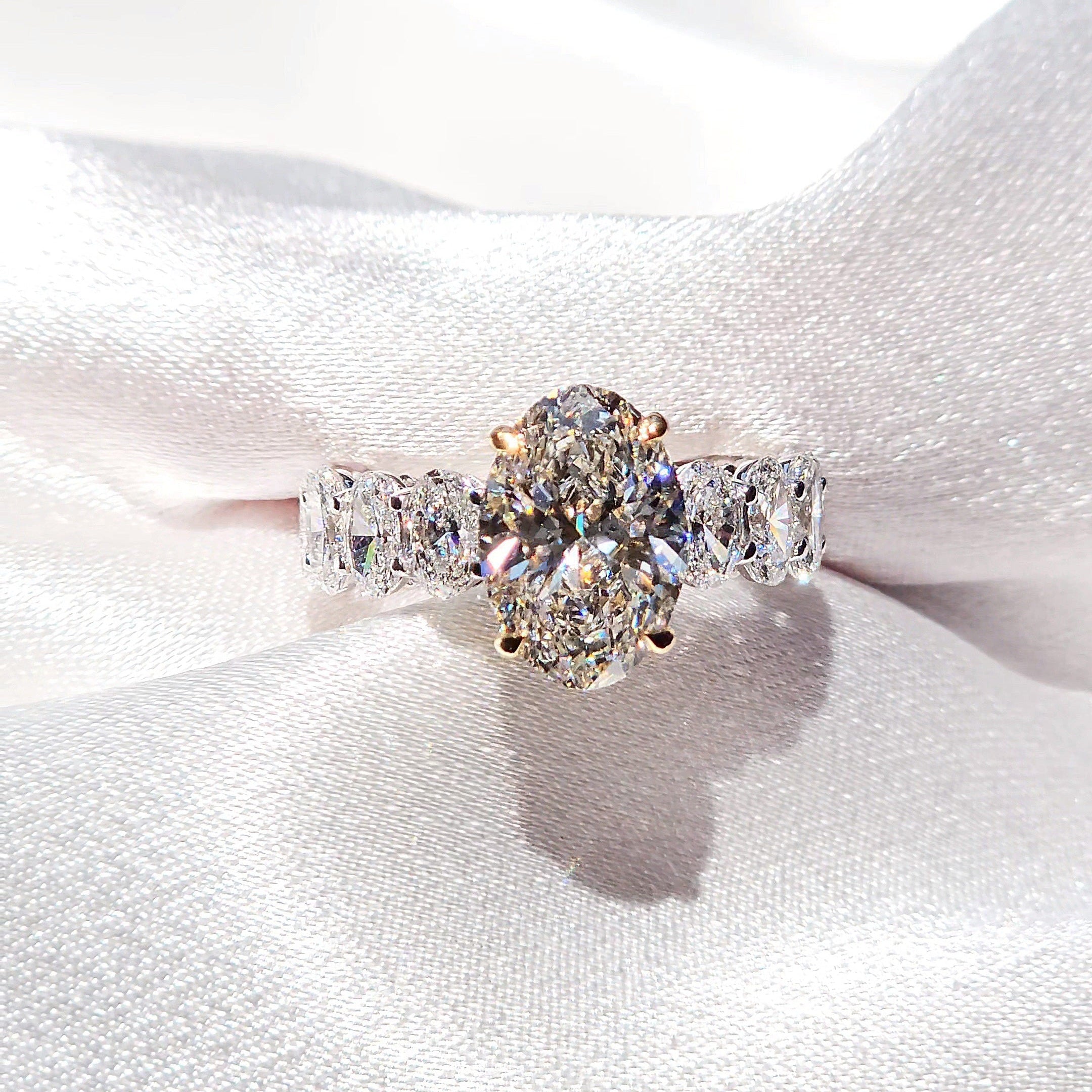 Eternal 8 Carat Weight Oval Heiress Ring With Side Oval Diamonds - Two Tone Aura Diamonds