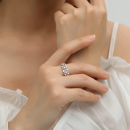 Elegant Anna Three-Band Ring - Moissanite / Lab Diamond