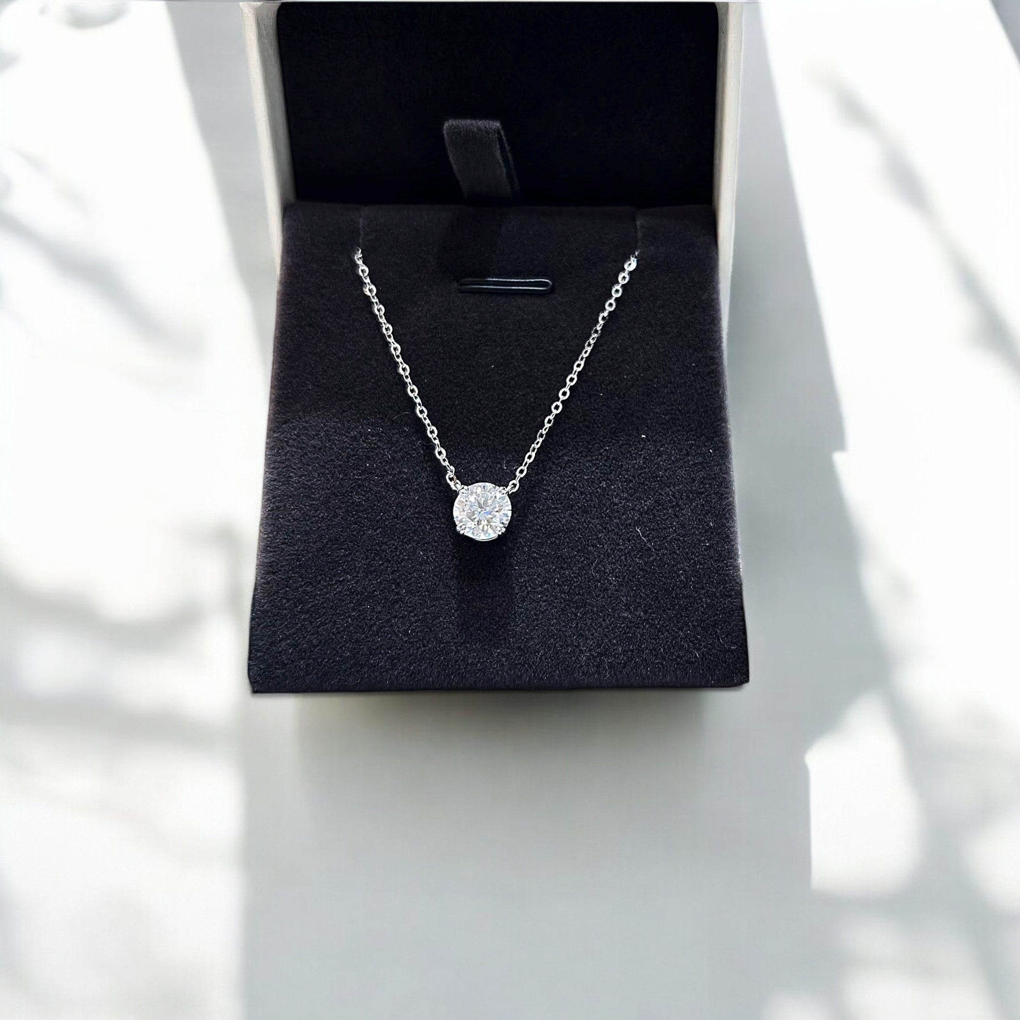 Elegant 1 Carat Pendant with Chain - 1CT Moissanite (Rhodium Plated) Aura Diamonds