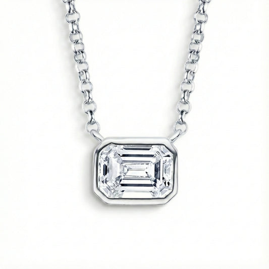 Emerald Chic Pendant with Chain - 1 Carat Moissanite