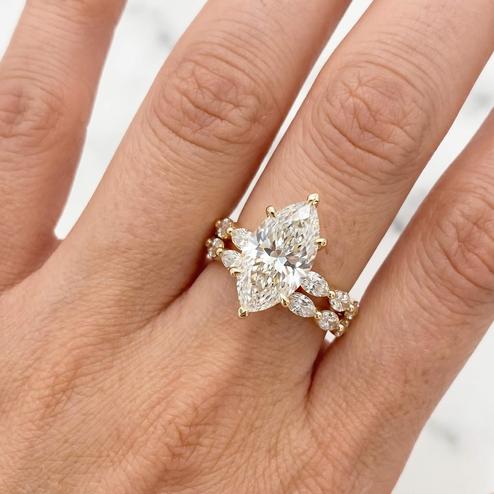 Tiara Marquise Ring | 2ct & 4ct Lab Diamond | Shared Prong Band | Solid Gold Aura Diamonds