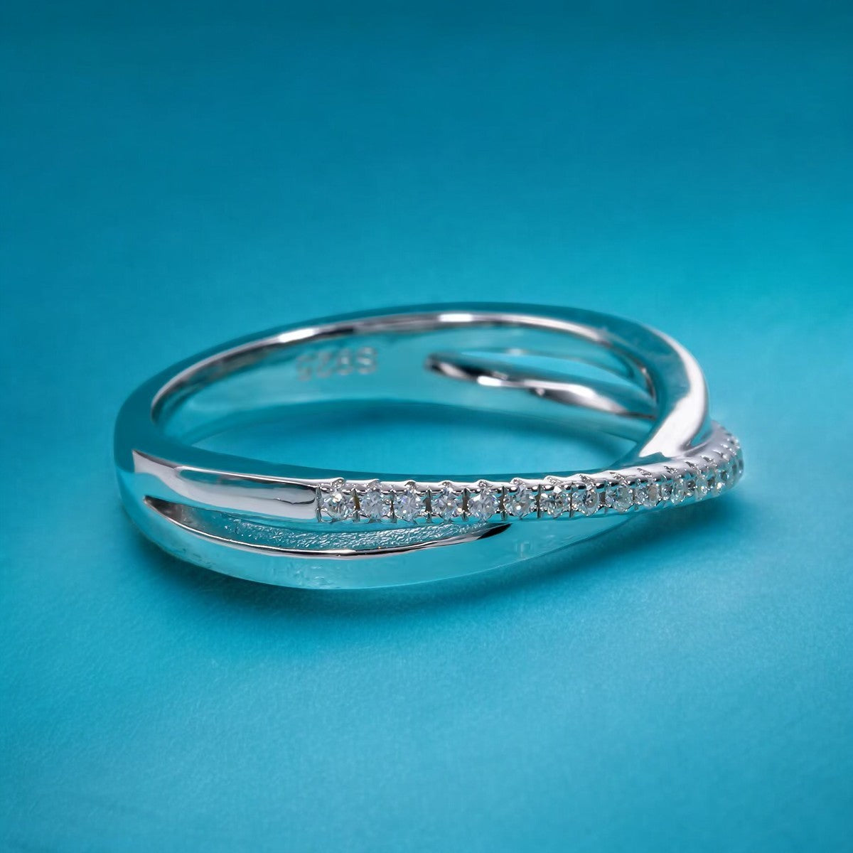 Elegant Harmony Band - White Gold - Moissanite (Rhodium Plated) Aura Diamonds