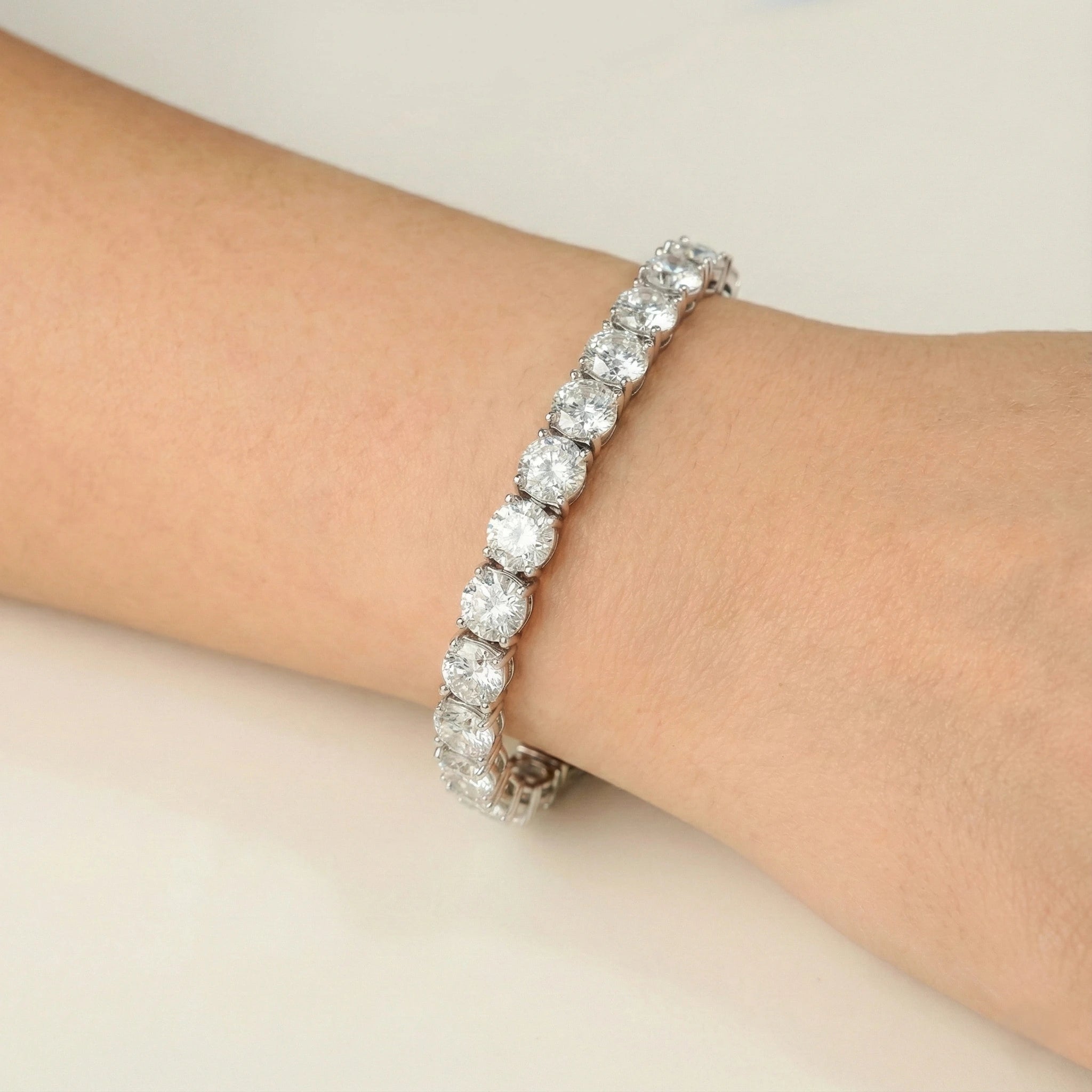 Tennis Bracelet 6.5MM - Bespoke Handcrafted - Moissanite Aura Diamonds