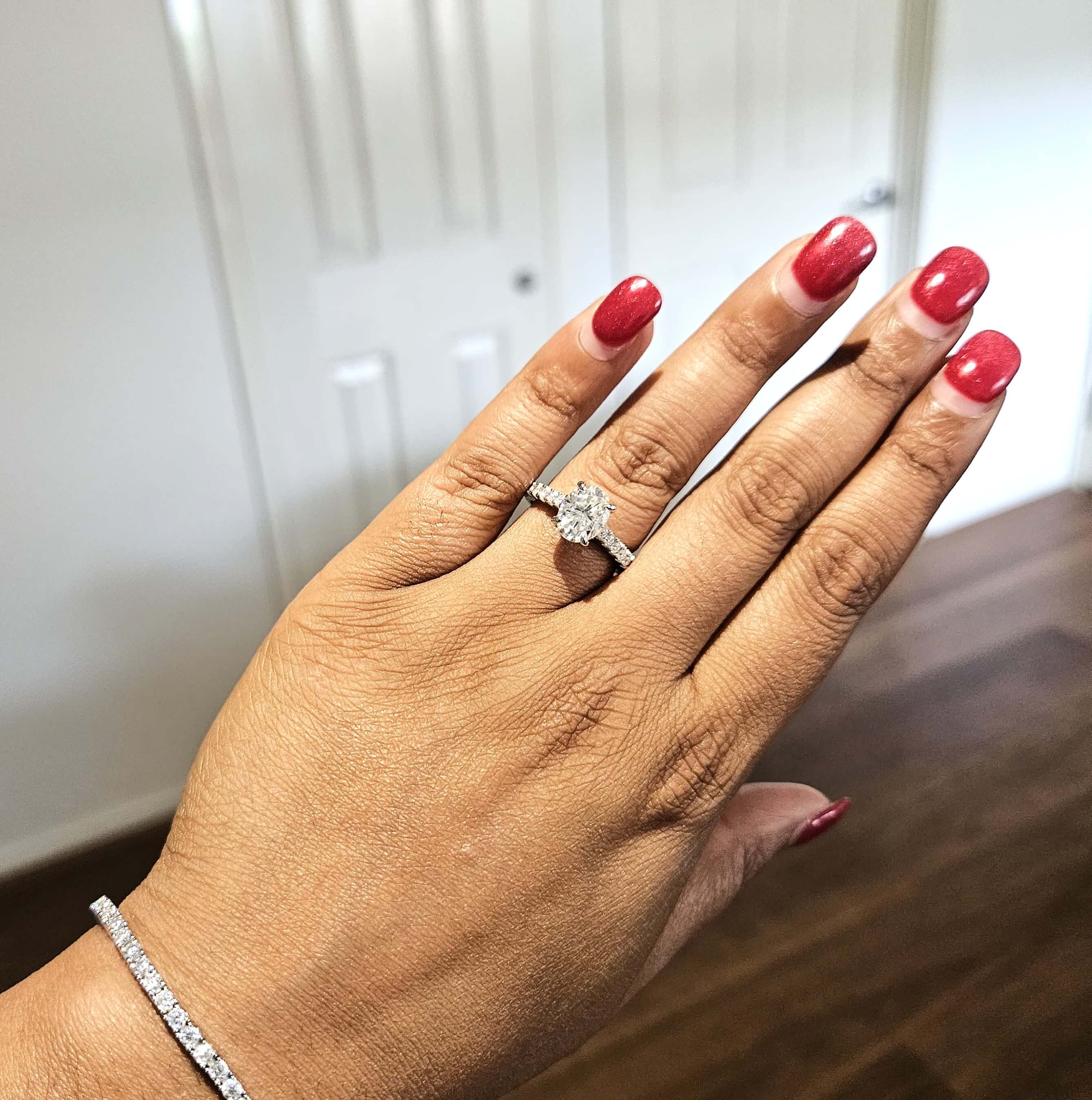 Elegant 2 Carat/3 Carat Oval Pavé Ring Aura Diamonds