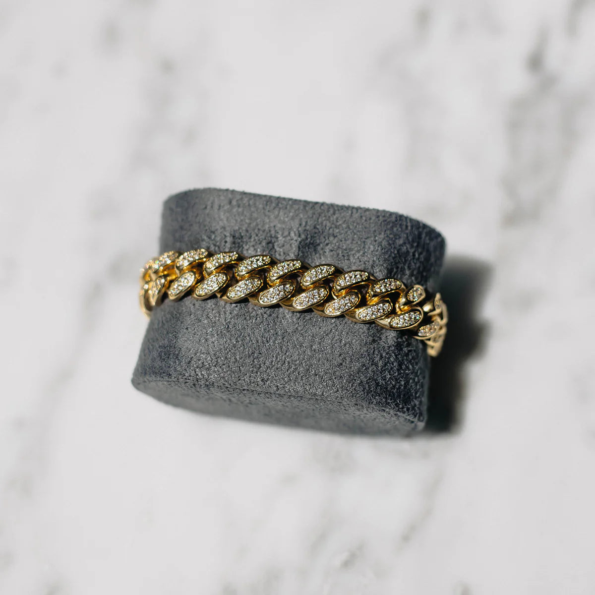 Luxury 'Wide' Cuban-Link Bracelet - Gold/White Gold - Moissanite - Mens/Womens