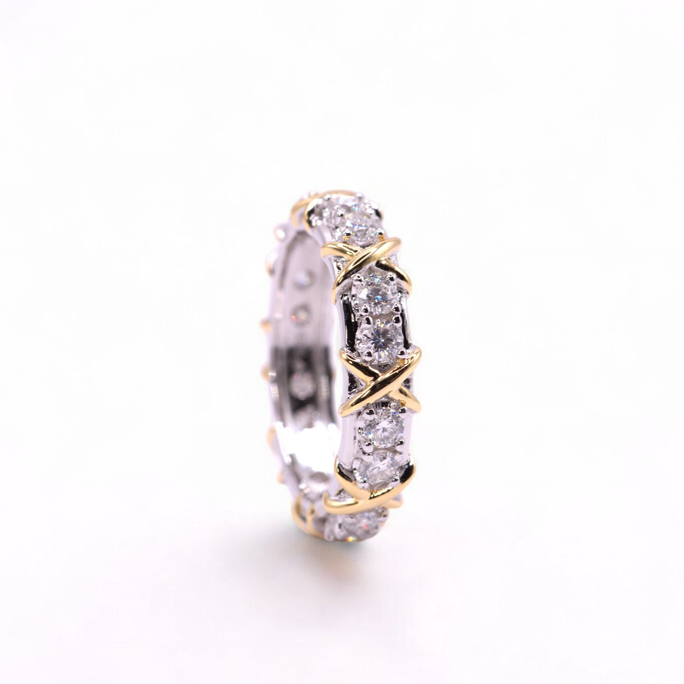 Luxury Crossover Ring - White Gold 18K Plated - Moissanite (Rhodium Plated) Aura Diamonds