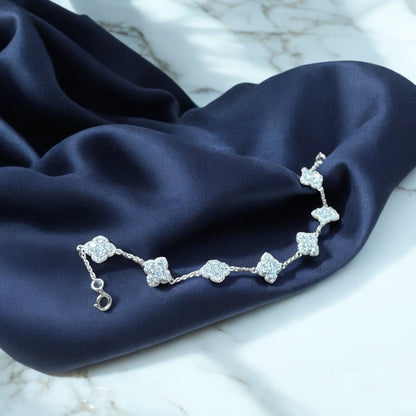 Timeless Anna Clover Bracelet - Gold/White Gold - Moissanite